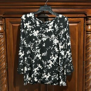 Karl Lagerfeld Paris Top with Dusty Rose Flowers LG